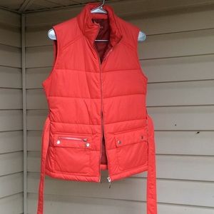 Sleeveless vest